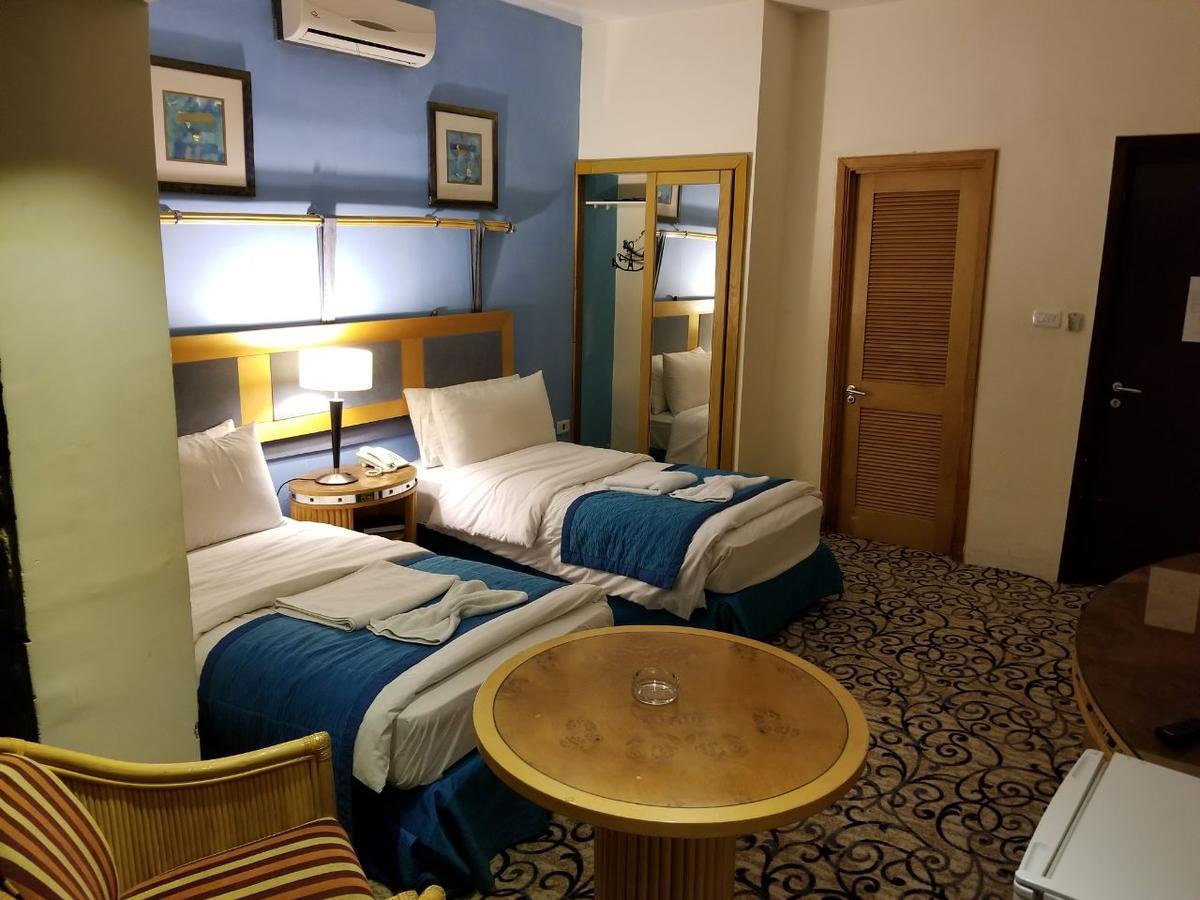 Renad Hotel Амман Экстерьер фото